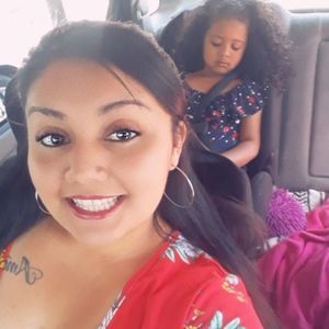 Meet your Posher, Mirella